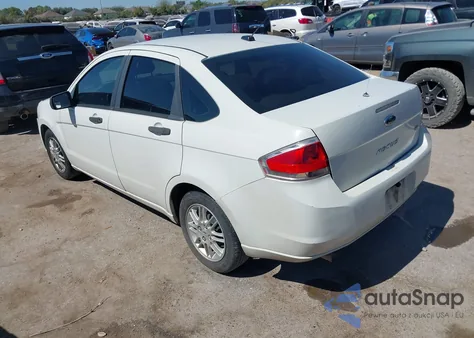 2010 Ford Focus Se z USA, uszkodzony, nr VIN 1FAHP3FN4AW126014